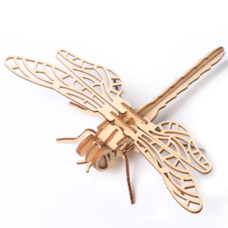 Wooden model puzzle 3D insect