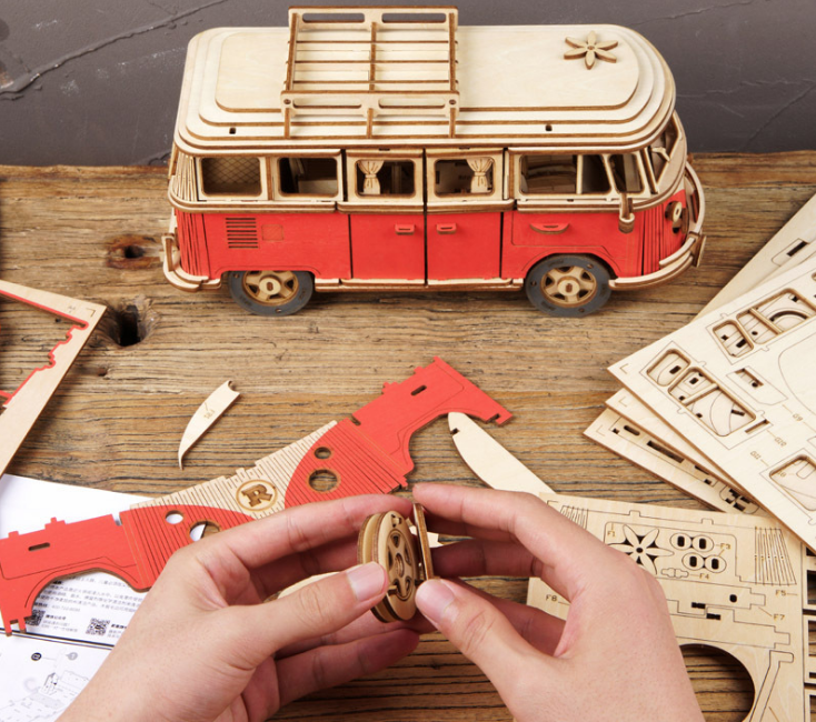 Classical Camper Van Wooden Puzzle