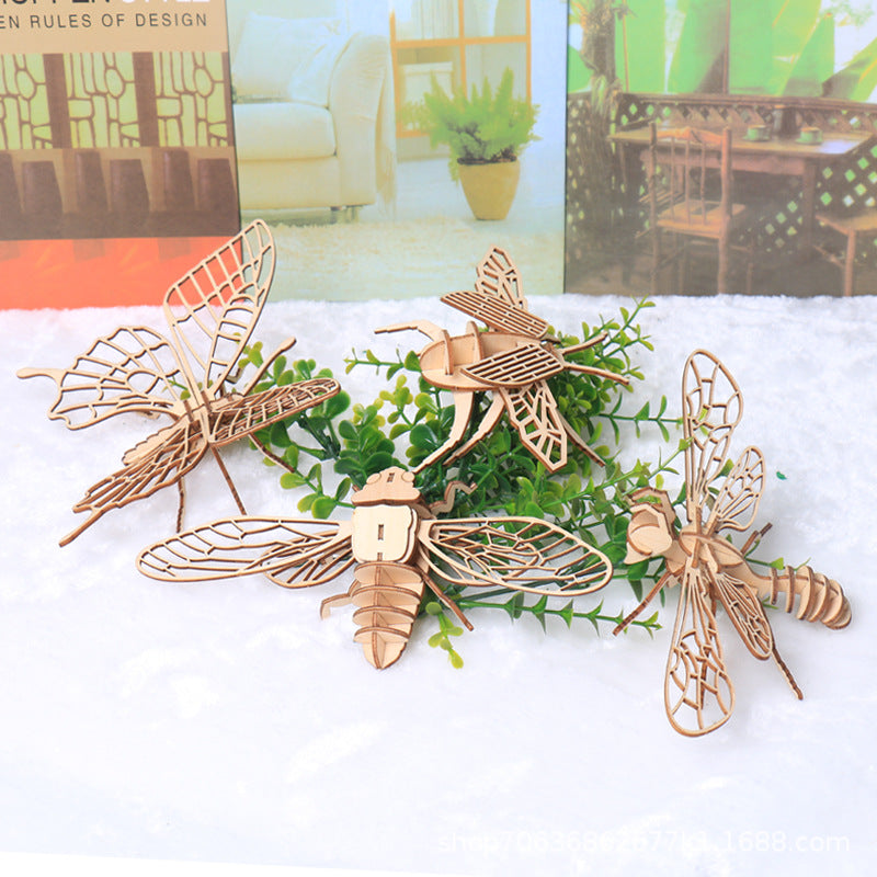 Wooden model puzzle 3D insect