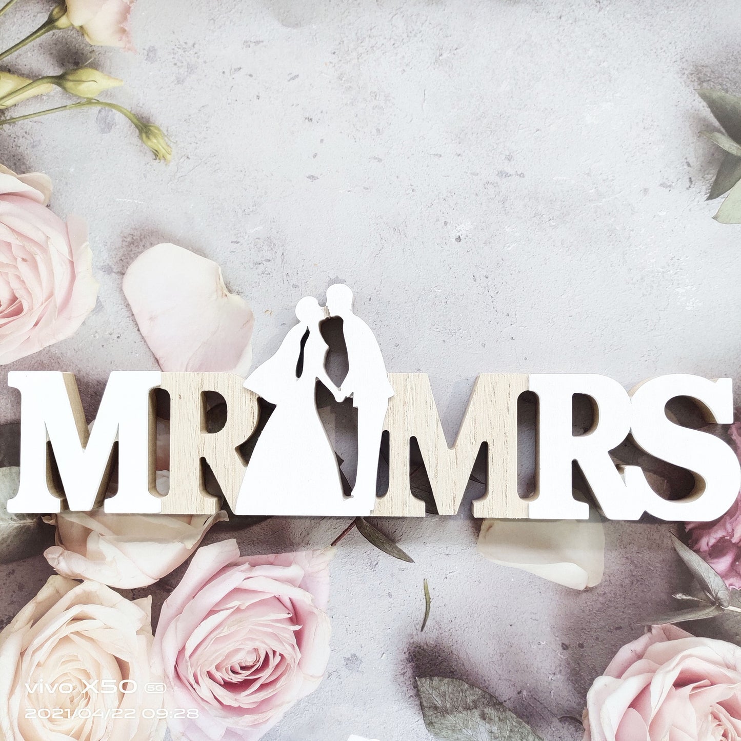 MR&MRS Creative Home Furnishing Decoration Wedding Props Wooden English Letter Decoration Wedding Decoration Ornaments