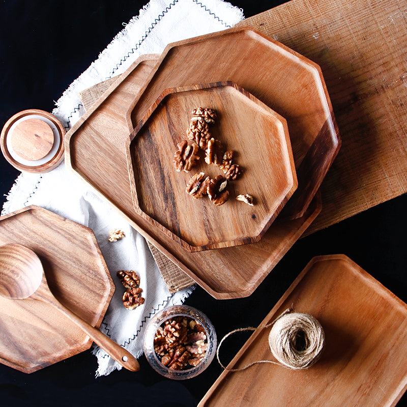 Irregular solid wood tray