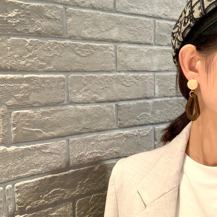 Earring Female Autumn Winter Vintage Versatile Wood
