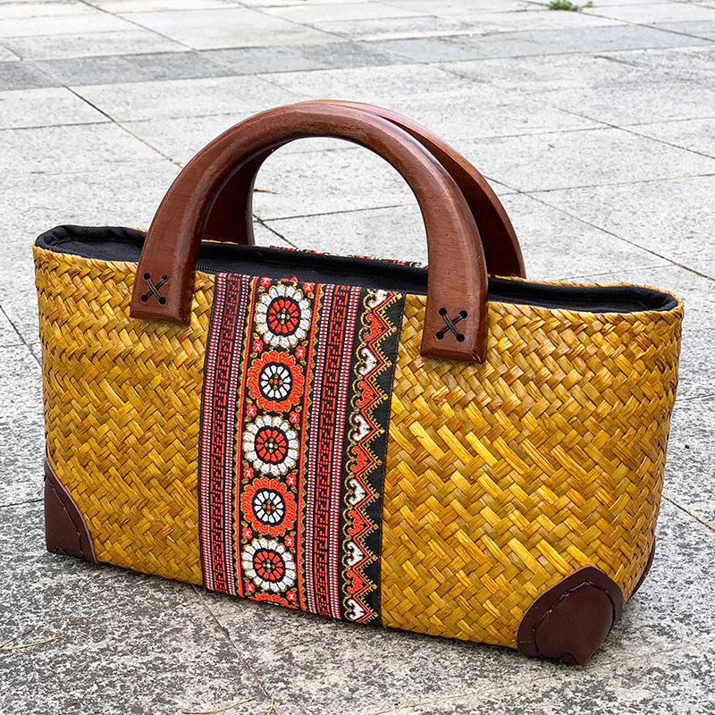 Handmade Straw Bag Rattan Wooden Handle Retro