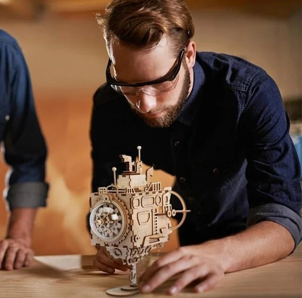 Wooden submarine puzzle