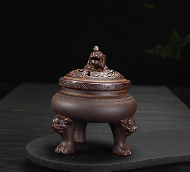 Lying Lion Three-Legged Plate Incense Burner Ceramic Aroma Diffuser Home Office Ornaments Buddhist Supplies